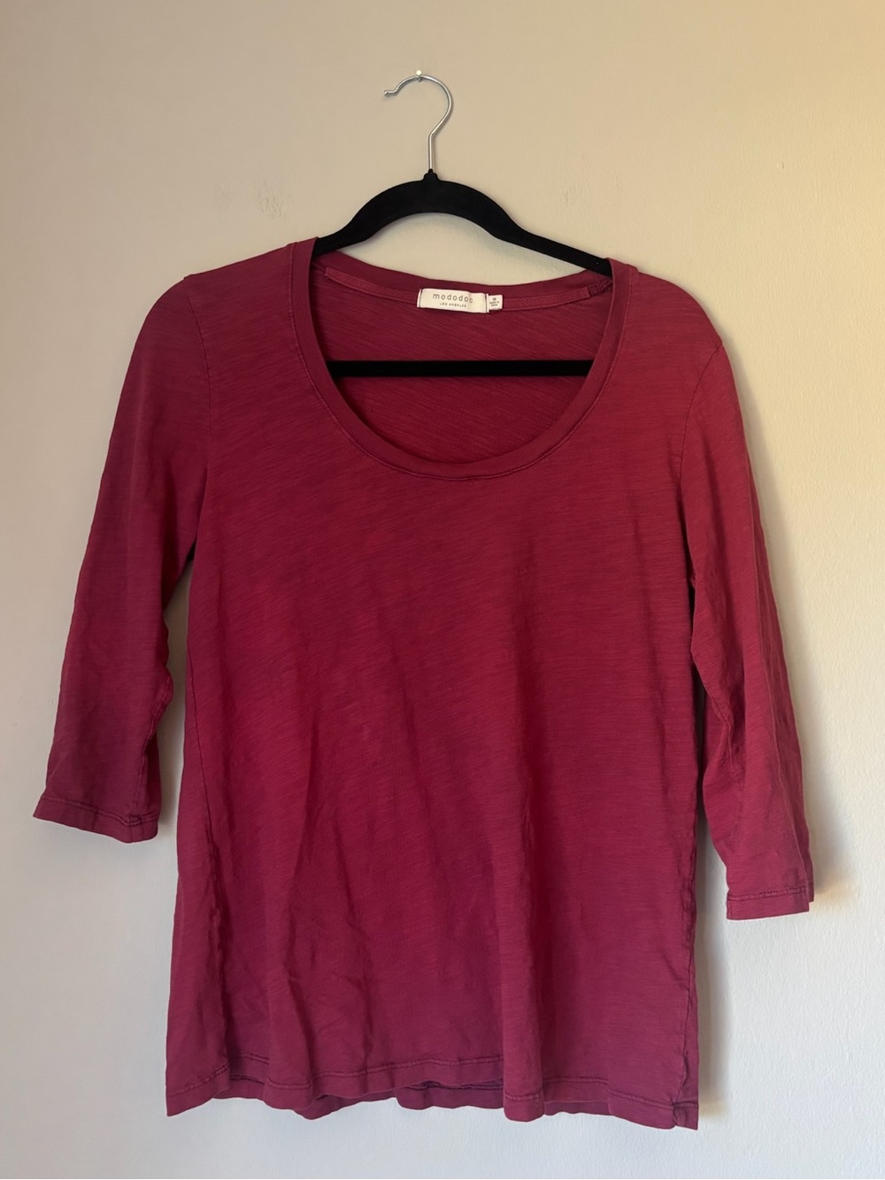 Mododoc Scoop Neck Long-Sleeve Tee in Berry